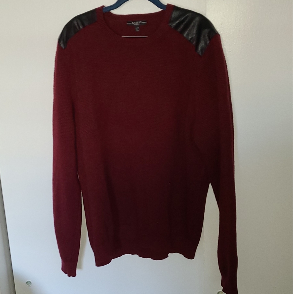 Guess Brand Men's Sweatshirt 2XL XXL EUC Red